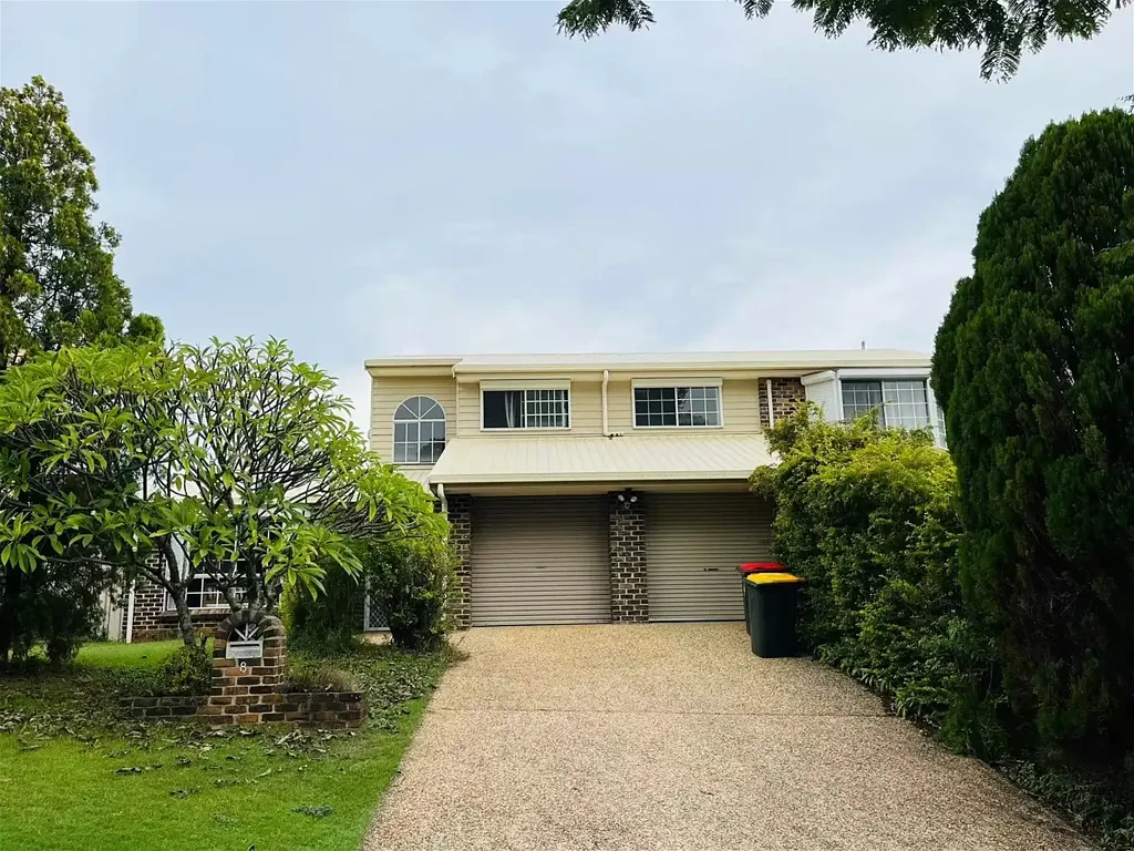 Modern Shared Living - Fully Furnished Rooms in Premium Robertson Home