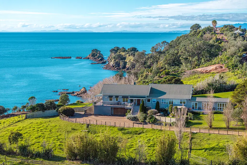 Oneroa 4Zimmer Rare Waiheke Waterfront - A Coastal Legacy