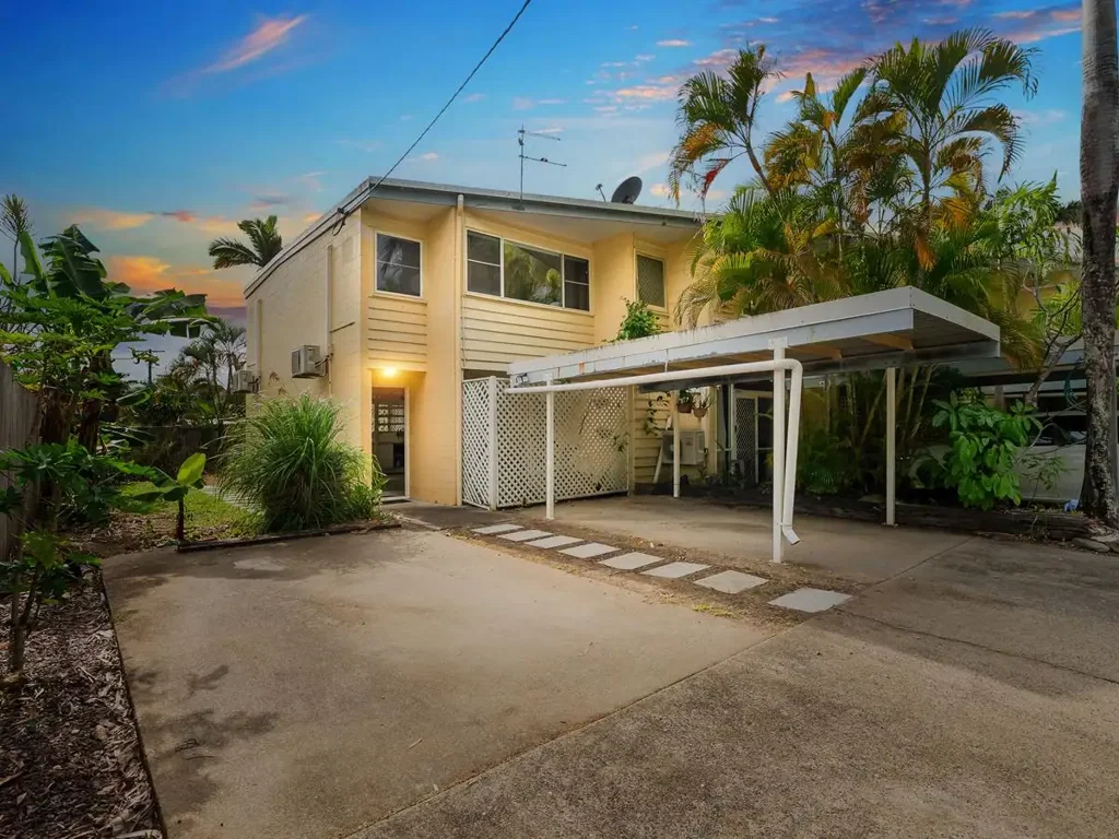 Holloways Beach 2Zimmer Beach Life Awaits: Immaculate Holloways Townhouse