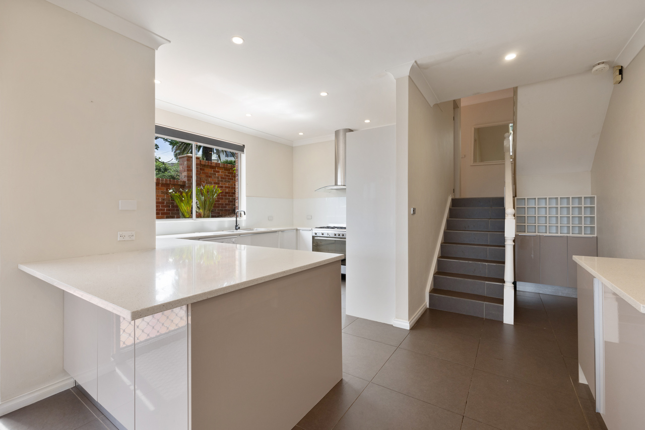 1A HILLCREST AV, MONA VALE NSW 2103, 0 침실, 0 욕실, House