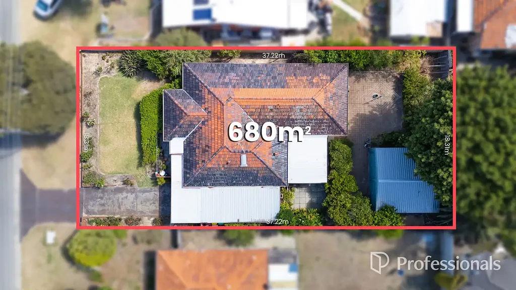12 Derrington Crescent, Balga, WA 6061