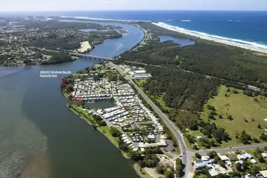 Chinderah 2 Bedroom Fishermans Paradise - Waterfront Retreat with Spectacular Views