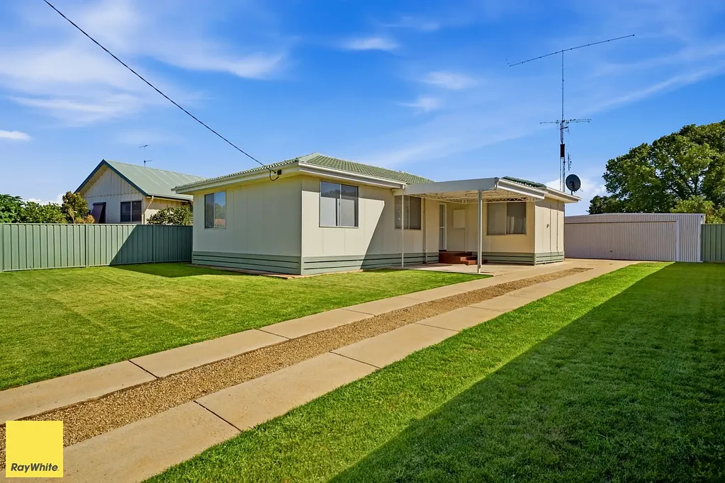 Tatura 3ห้องนอน Completely Renovated & Move-In Ready