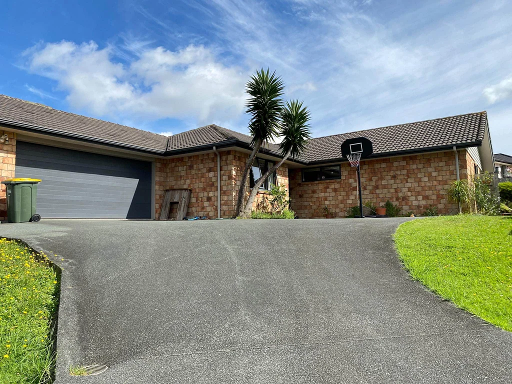 Family Home in Quiet Location