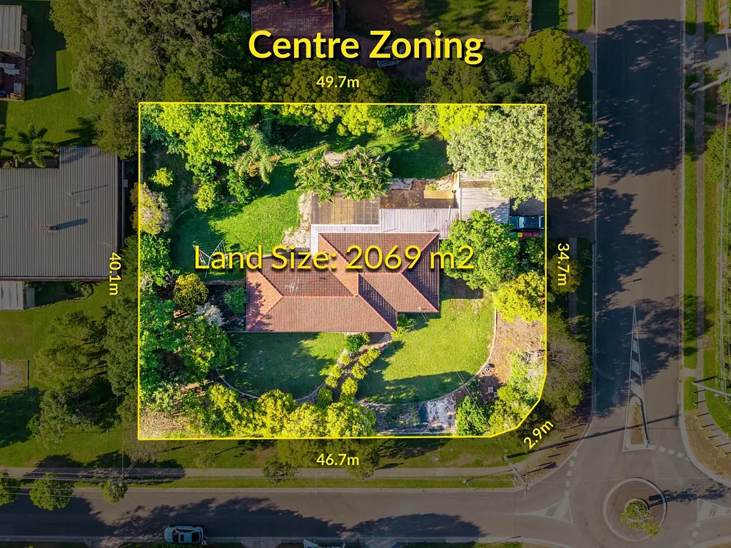 Loganholme 4房  中心区划 - 投资者的梦想  ENDLESS DEVELOPMENT POTENTIAL - SELLING NOW