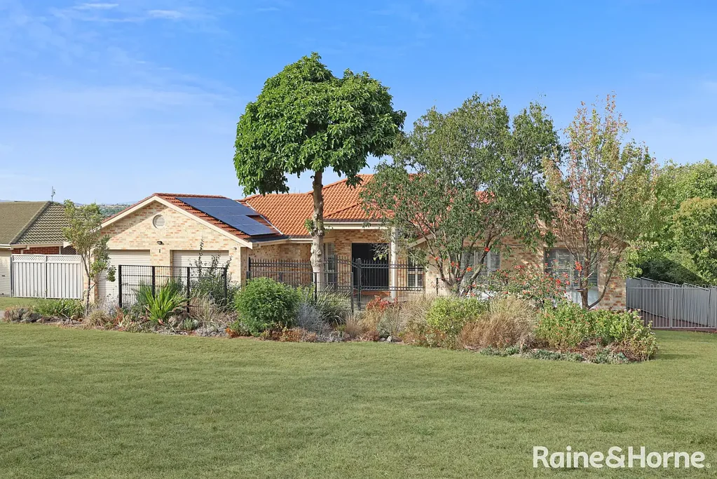 1 Valley Drive, Tamworth, NSW 2340