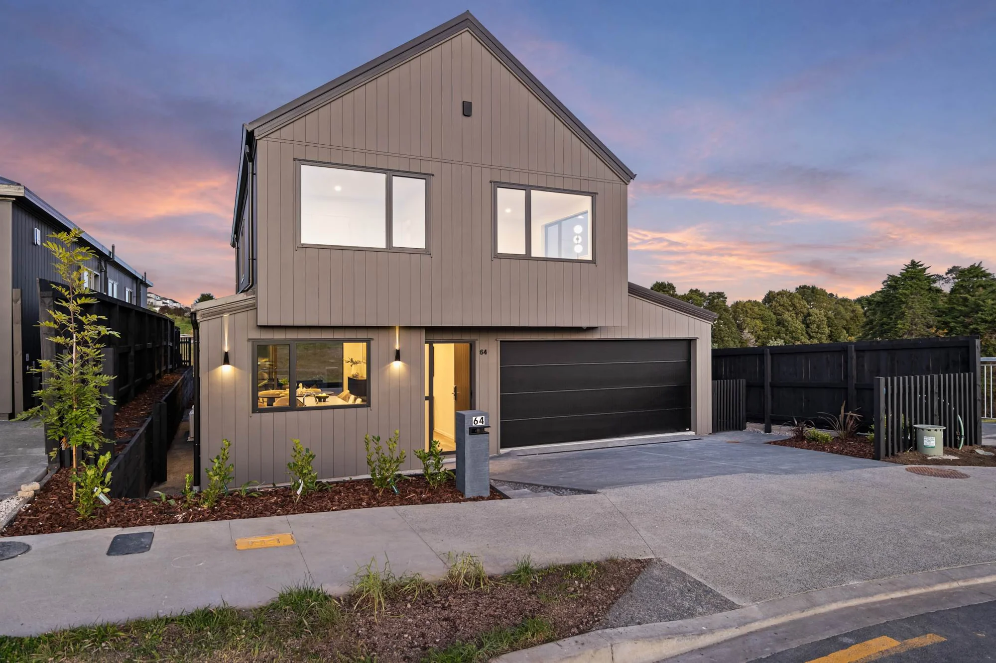 Wainui 4 Bedroom Modern Family Home in Ara Hills