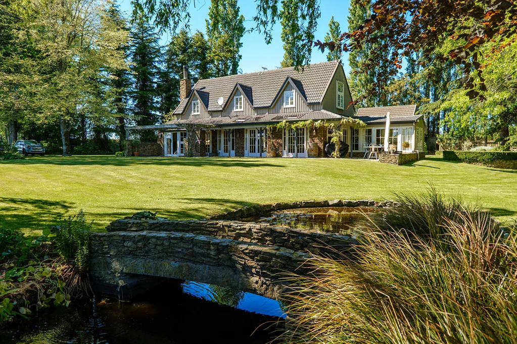 Levels  Vendors Relocating - A Golden Opportunity - 13ha
