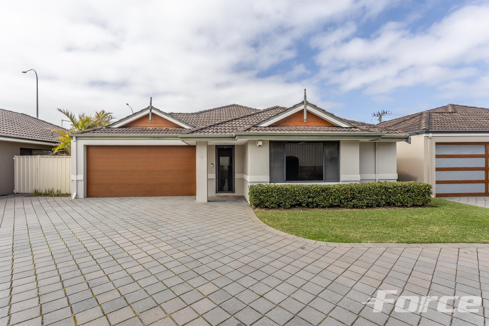 26C WORNER CR, KARRINYUP WA 6018, 0 Kuwarto, 0 Banyo, Unit