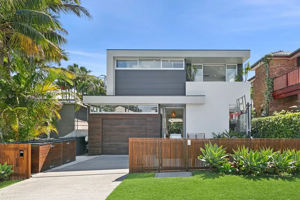 Collaroy Plateau 5 Bedroom Contemporary coastal luxury with exceptional family flexibility