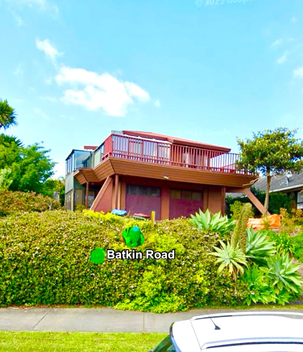 中区！整租海景大house！有海景的超大 整洁 阳光超好的二层 5房3厅2卫+太阳房+有海景的大阳台+超超大花园+超大储藏室+3个园内停车位！