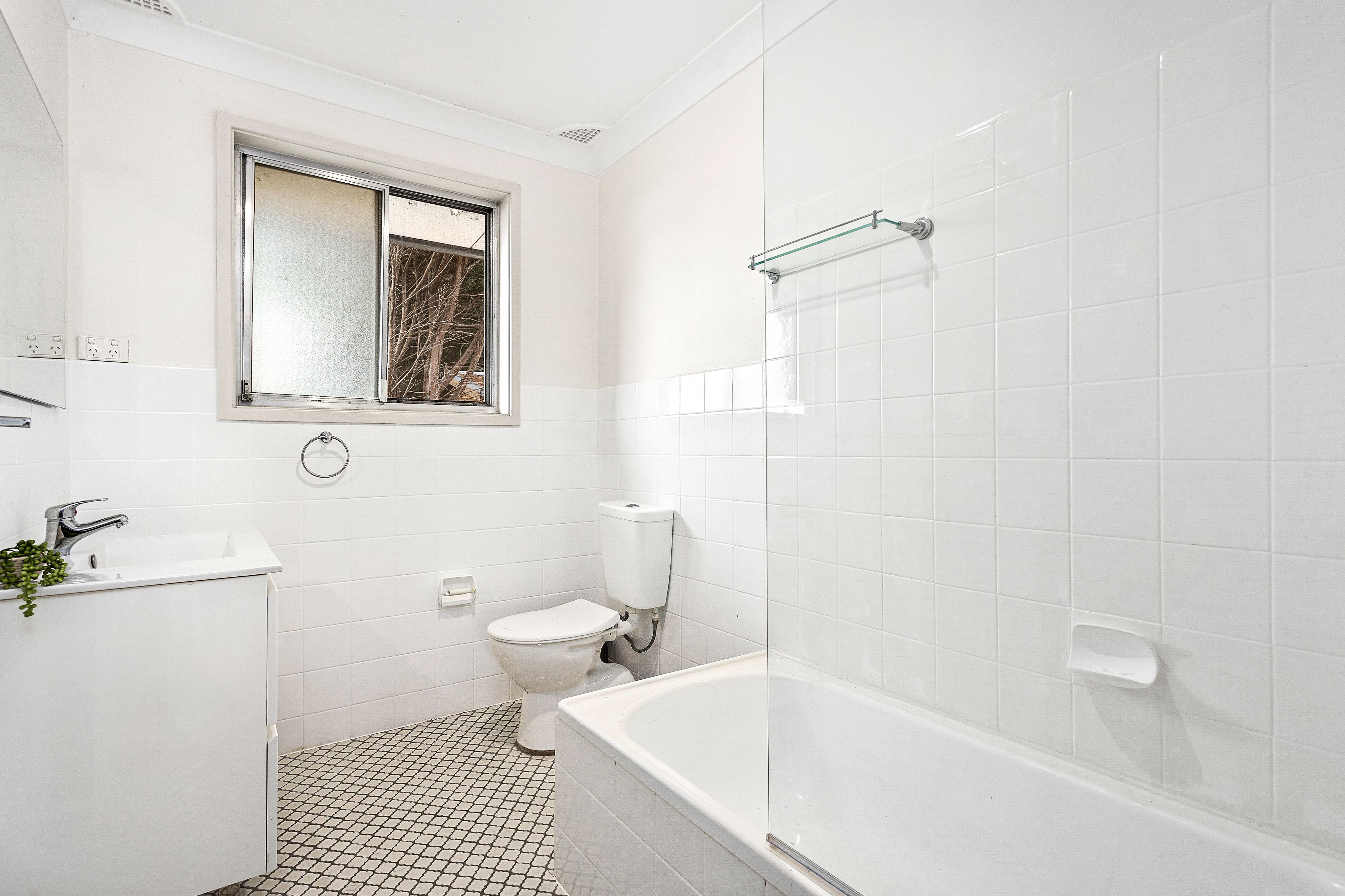 36 BROMPTON RD, BELLAMBI NSW 2518, 0 Kuwarto, 0 Banyo, Unit