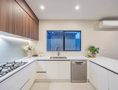 16A Vanbrugh Place, Bucklands Beach, Manukau City, Auckland, 4房, 2浴, 独立屋
