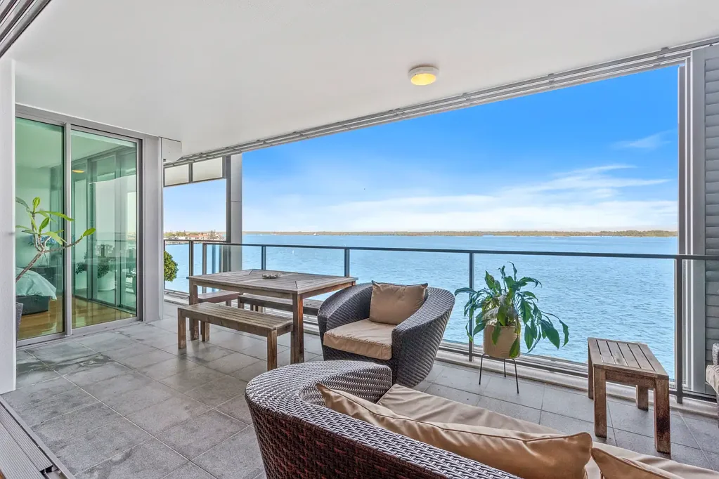 27502 Ephraim Island, Paradise Point, QLD 4216