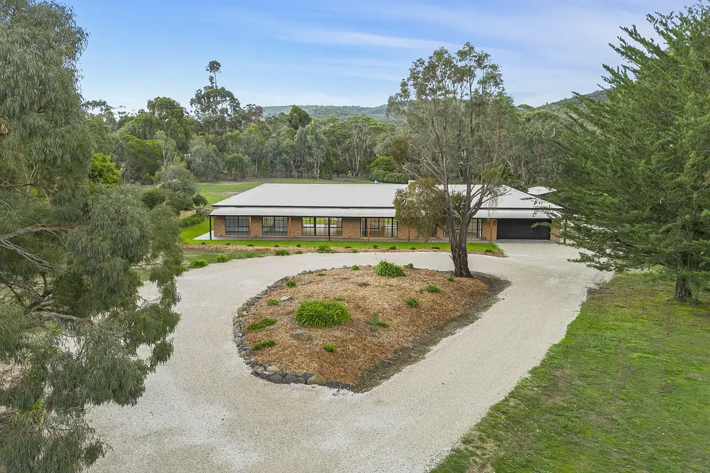 Riddells Creek 4房  LUXURY COUNTRY LIVING
