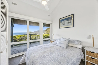 11 Gwynne Avenue, Lorne, VIC 3232, 6 Bedrooms, 3 Bathrooms, House