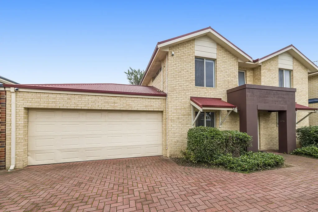 Kewdale 3部屋 Spacious Townhouse Living in a Prime Location