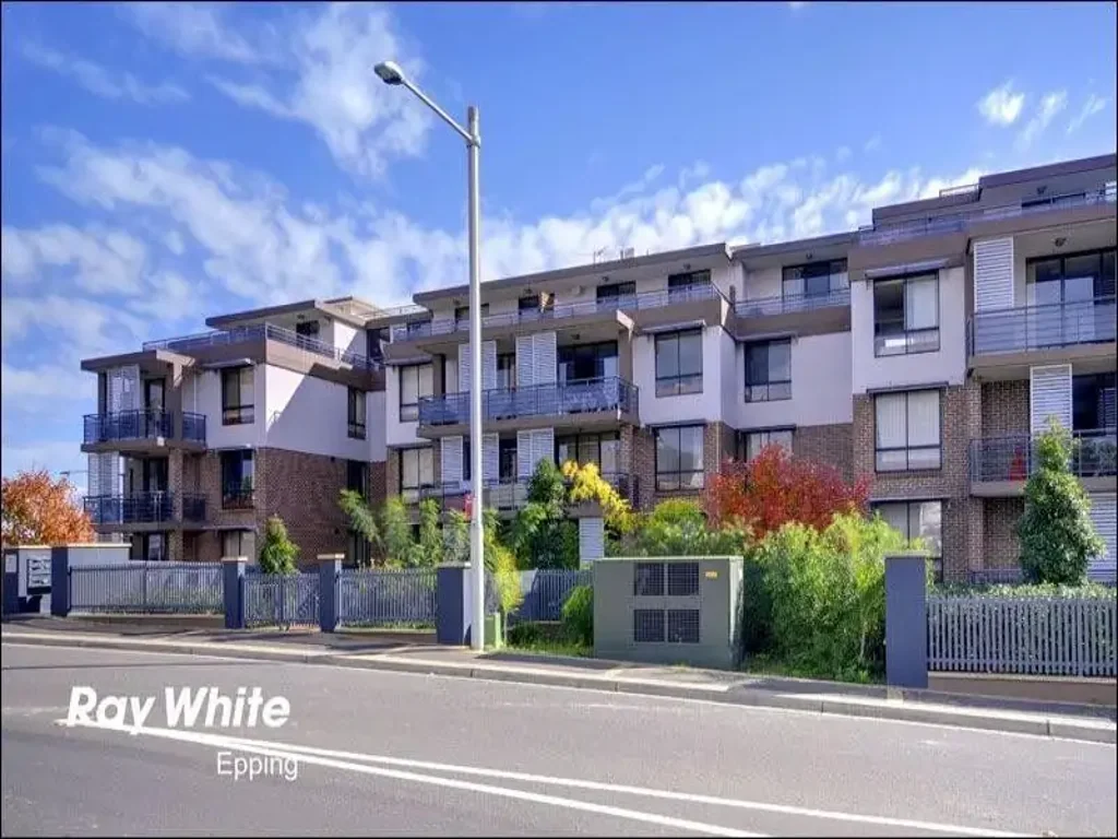 Stylishly Updated Two Bedroom Apartment in Convenient Location
