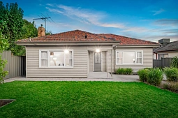 96 Somers Avenue, Macleod