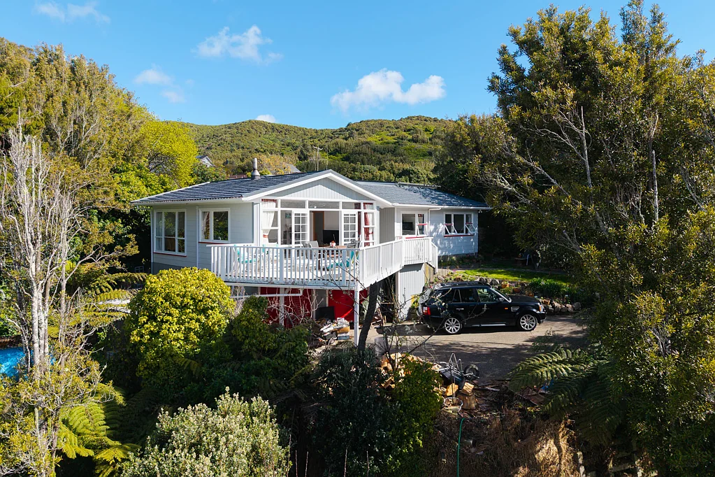 Tawa 4Kwarto YOUR VERY OWN LITTLE LIFESTYLE - RIGHT IN REDWOOD