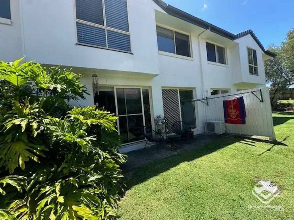 Split level offer privacy and flexibility