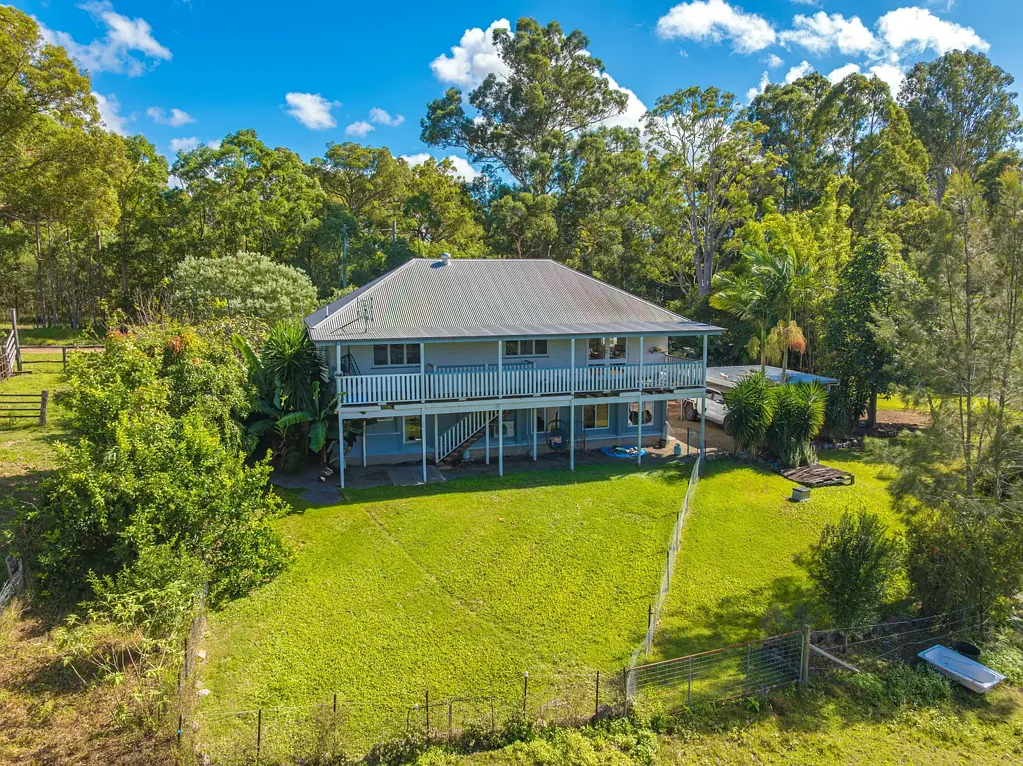 1-5 Copp Rd, Southside, QLD 4570