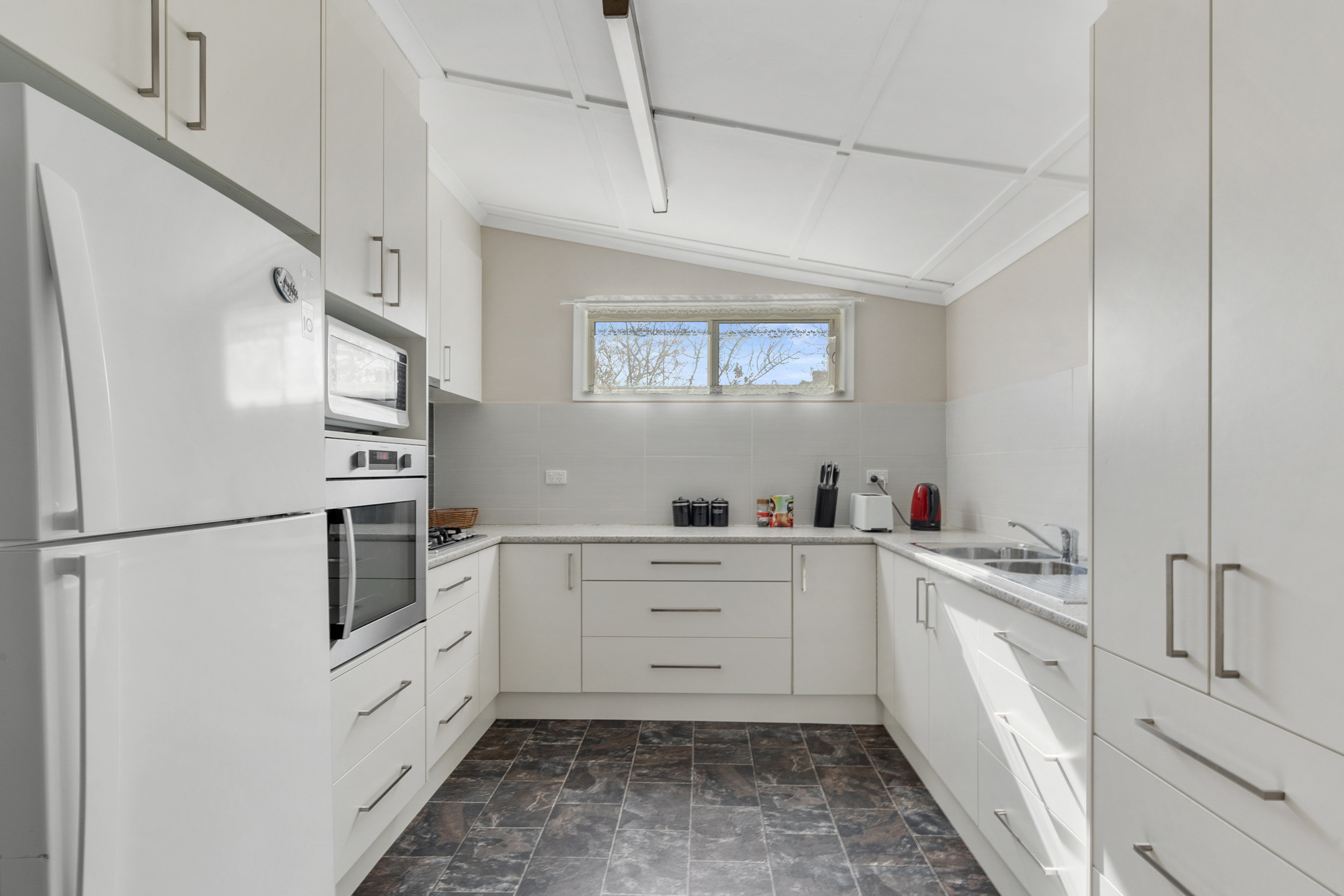 214 HIGH ST, NAGAMBIE VIC 3608, 0房, 0浴, House