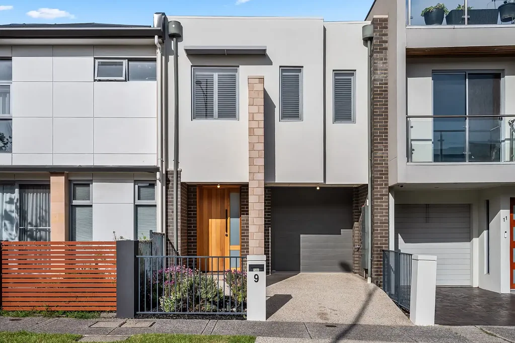 9 Waterford Circuit, Lightsview, SA 5085