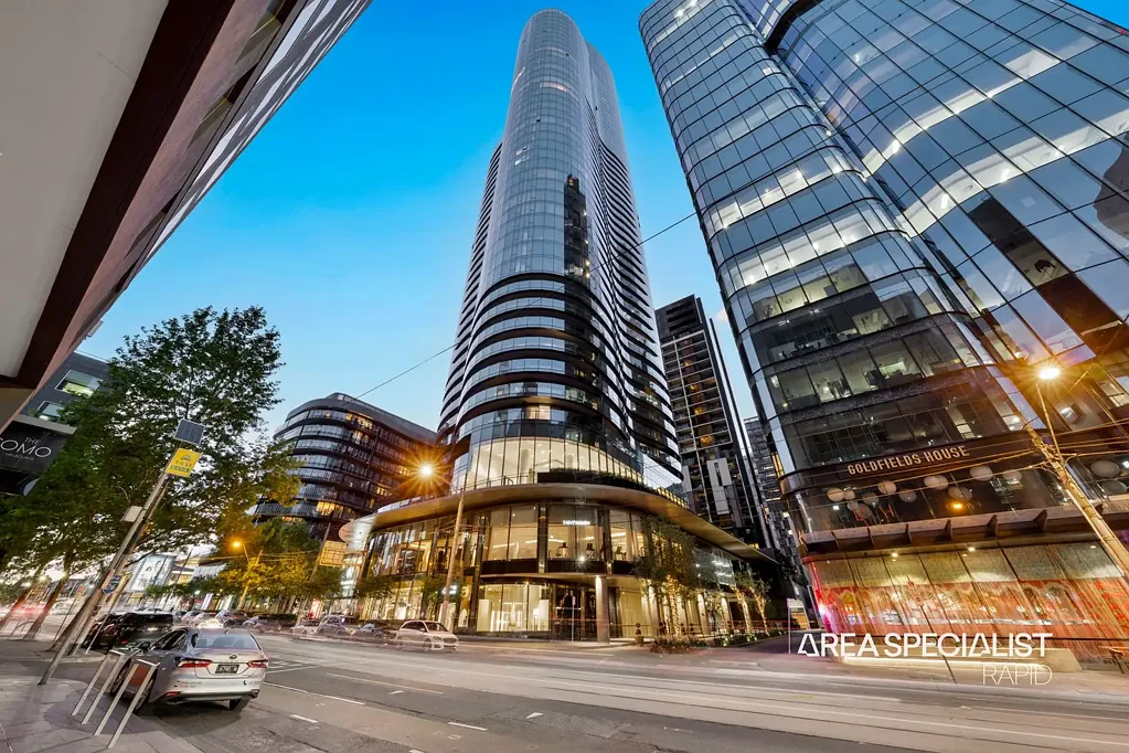 South Yarra 1ห้องนอน Sleek & Modern Living in the Heart of South Yarra! (Please note: No Parking for this apartment.)