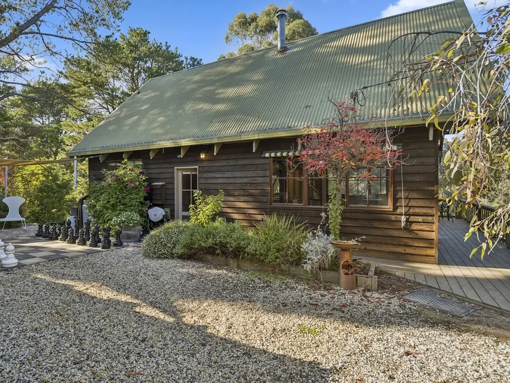 Goughs Bay 4Zimmer Parkside treetop retreat moments from Lake Eildon