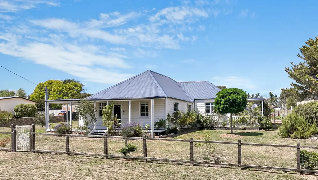 Delegate 3房  Beautiful cottage style home