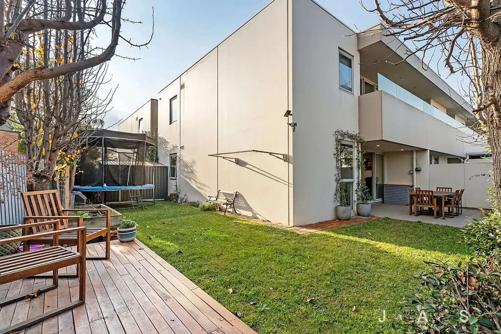 4/42 Eucalyptus Drive, Maidstone, VIC 3012