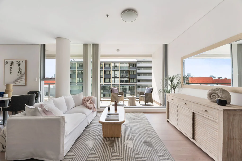 Zetland 2બેડરૂમ Oversized Two-Bedroom Residence with Resort-Style Living