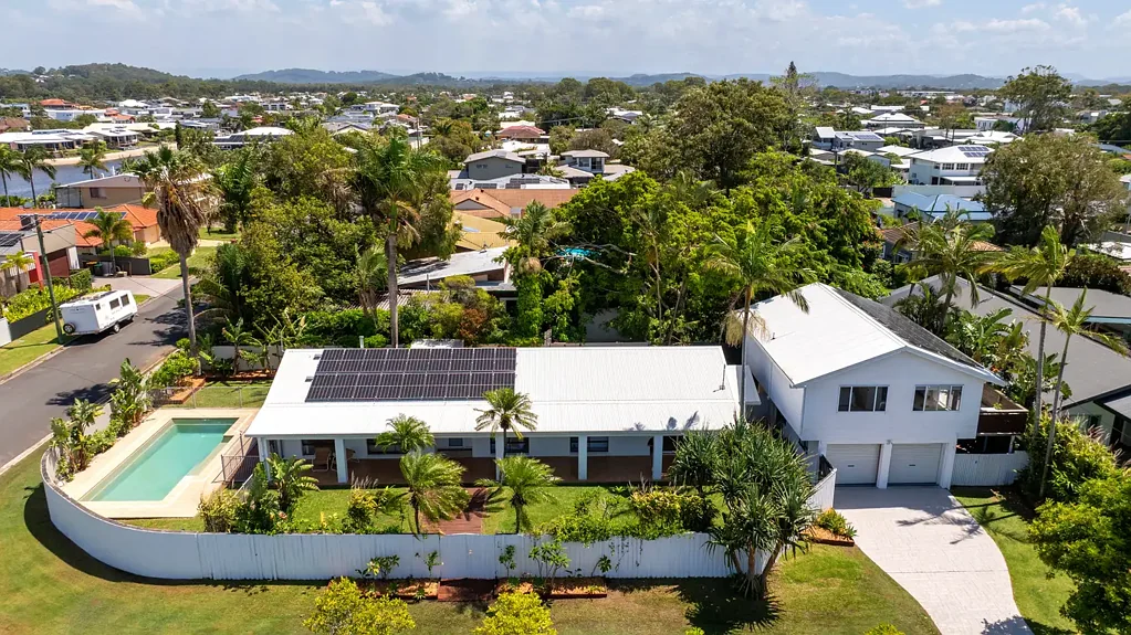 Maroochydore 6房  Dual Living Oasis in Maroochydore