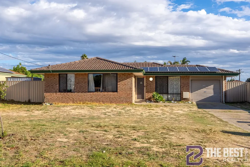 112 Strawberry Drive, Seville Grove, WA 6112