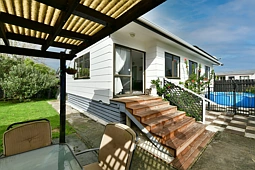 18A Parakai Avenue, Parakai