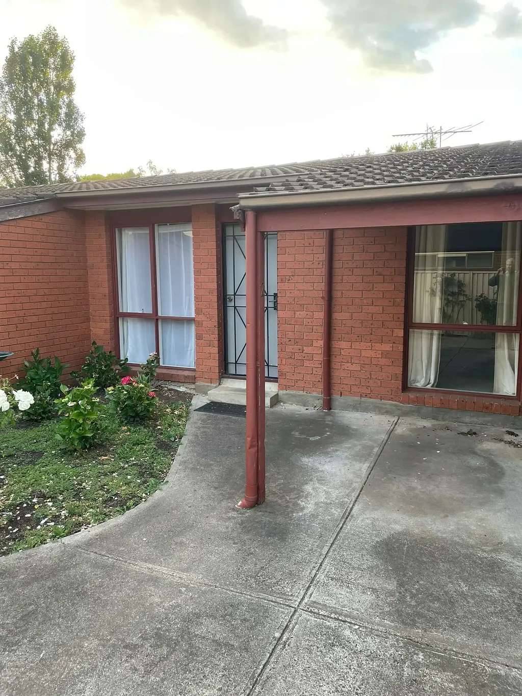 Convenient Central Lancefield Living