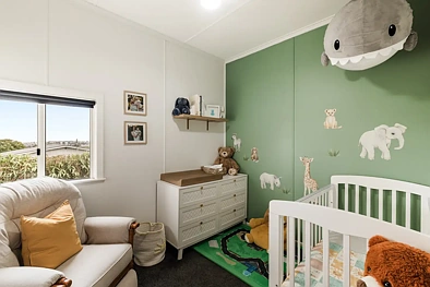बेडरूम - 3 Sourris Street, Mount Lofty, QLD 4350