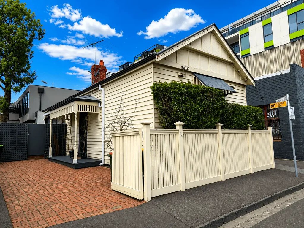 Character, Comfort & Convenience in the Heart of Malvern East