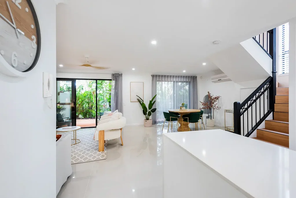 9/23 Santa Barbara Road, Hope Island, QLD 4212