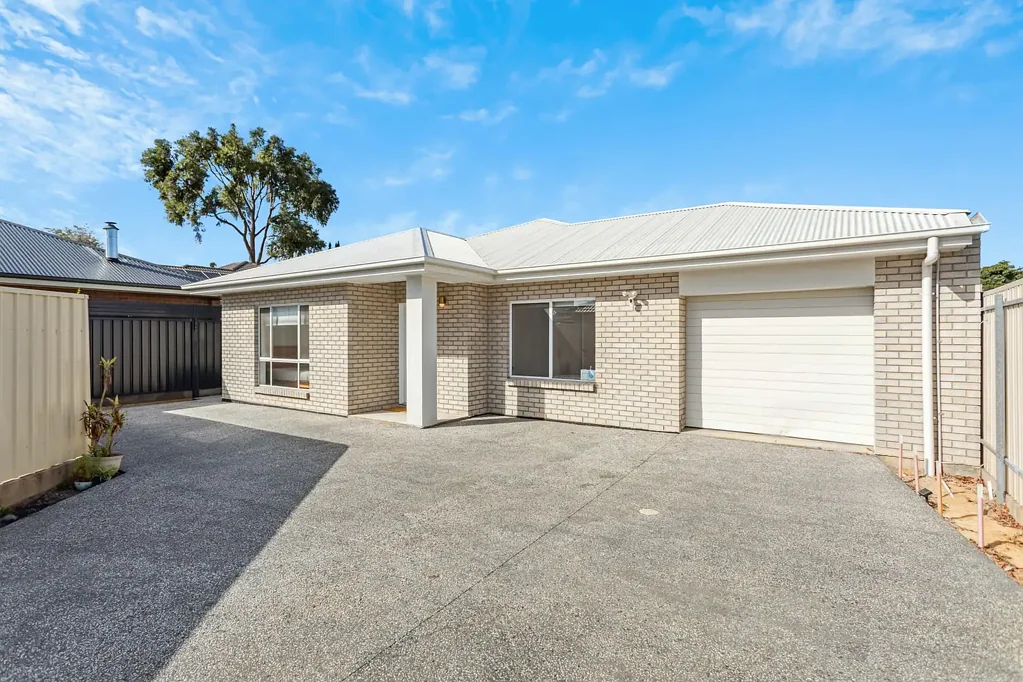 Perfectly Positioned Between City and Sea – Your New Western Suburbs Epicentre