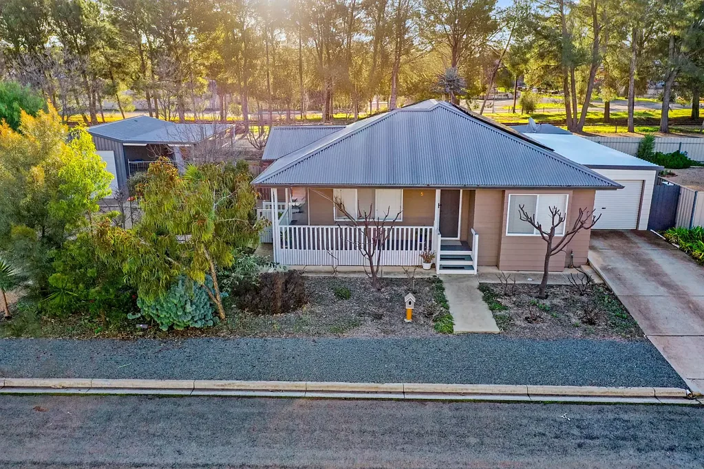 5 Simpson Court, Saddleworth, SA 5413
