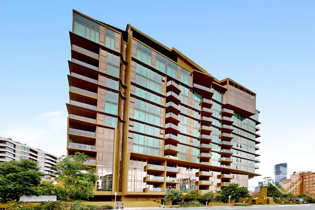 Elevated Inner-City Living with City Views, Rooftop Resort Facilities and Secure Parking