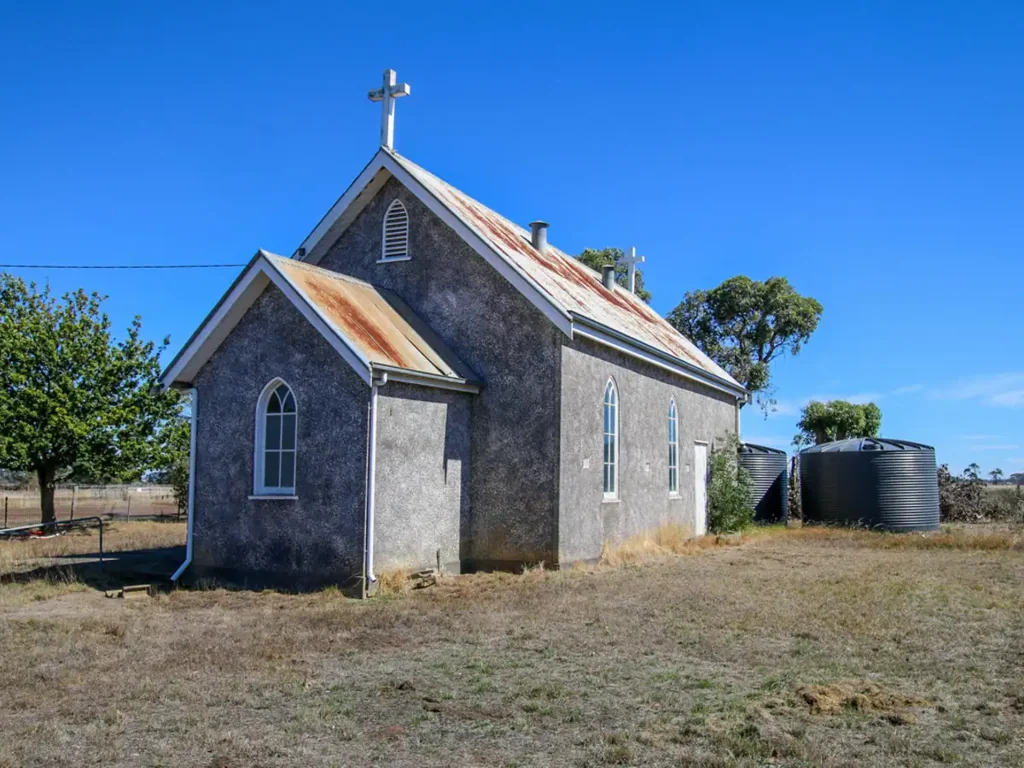 Caramut  CHURCH ON HALF AN ACRE
