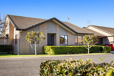 Botany Downs 2房  55+ and Ready for a Simpler Way of Living?