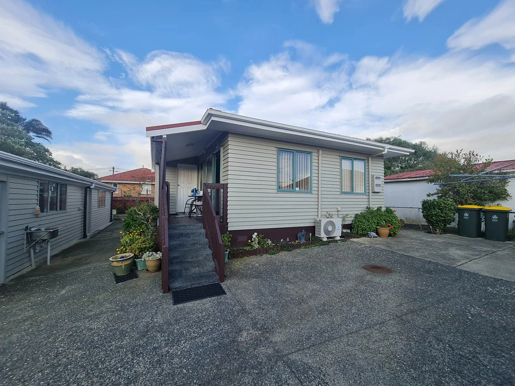 Beautiful Home in a Safe & Quiet Neighborhood!