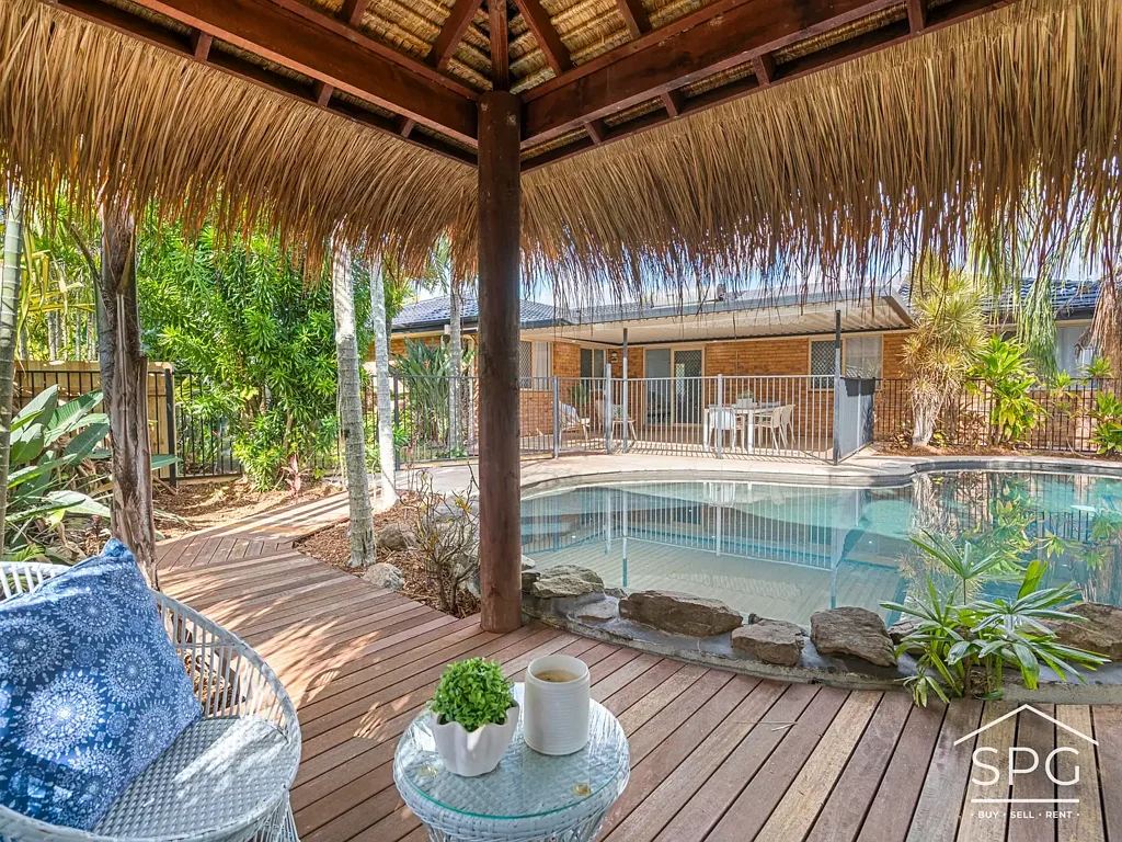 Belmont 4कमरा Relaxed Family Living with Poolside Entertaining
