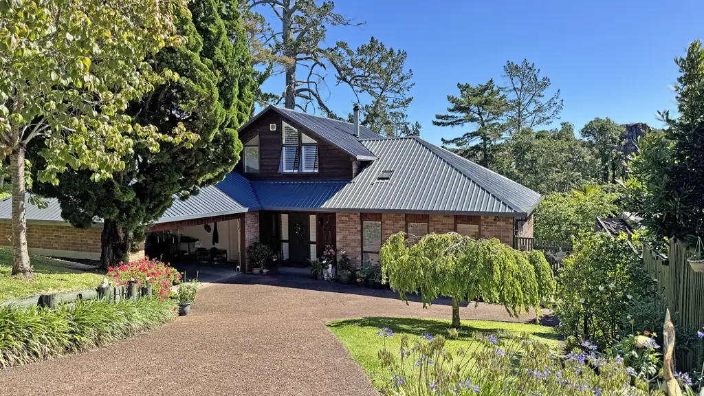 Chatswood 4Zimmer Sneak Peak! Private Setting Modern Family Home!