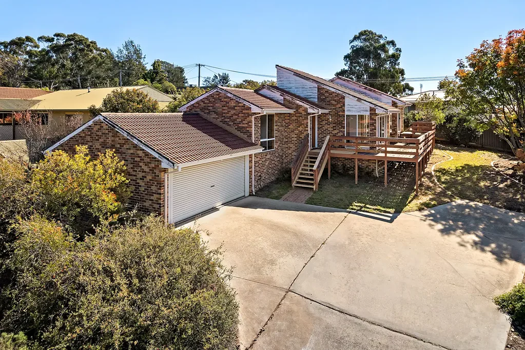 Calwell 4 Bedroom Tradies, Renovators & Visionaries  - This Is Your Opportunity