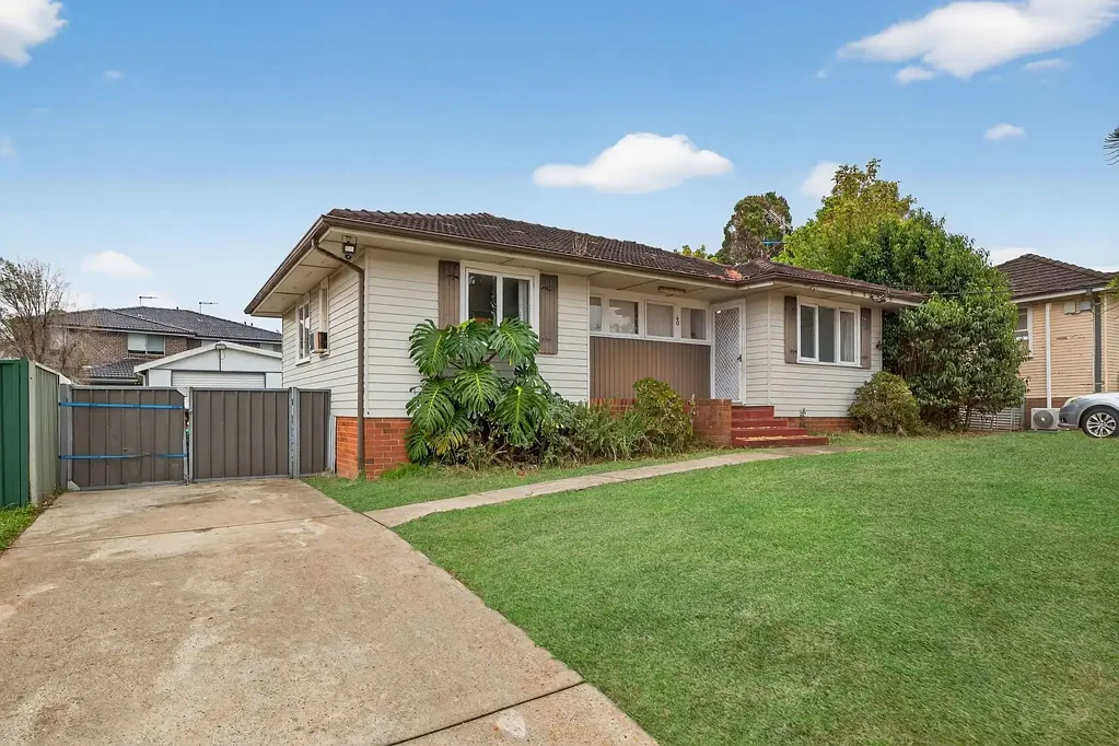 60 Heckenberg Avenue, Busby, NSW 2168